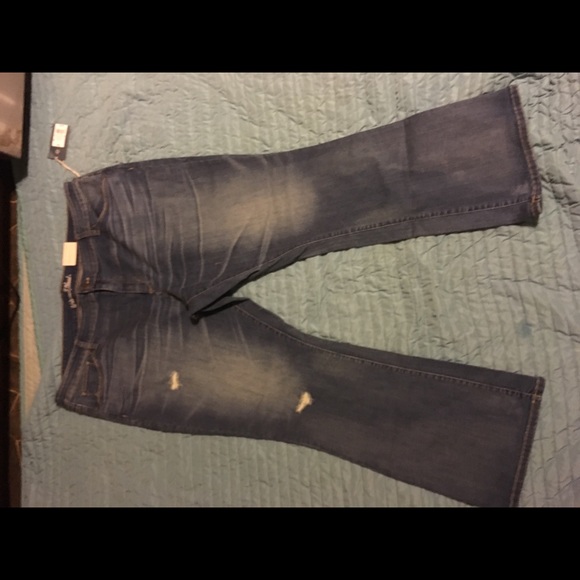 Universal Thread Denim - Universal thread skinny jeans distressed 24w New